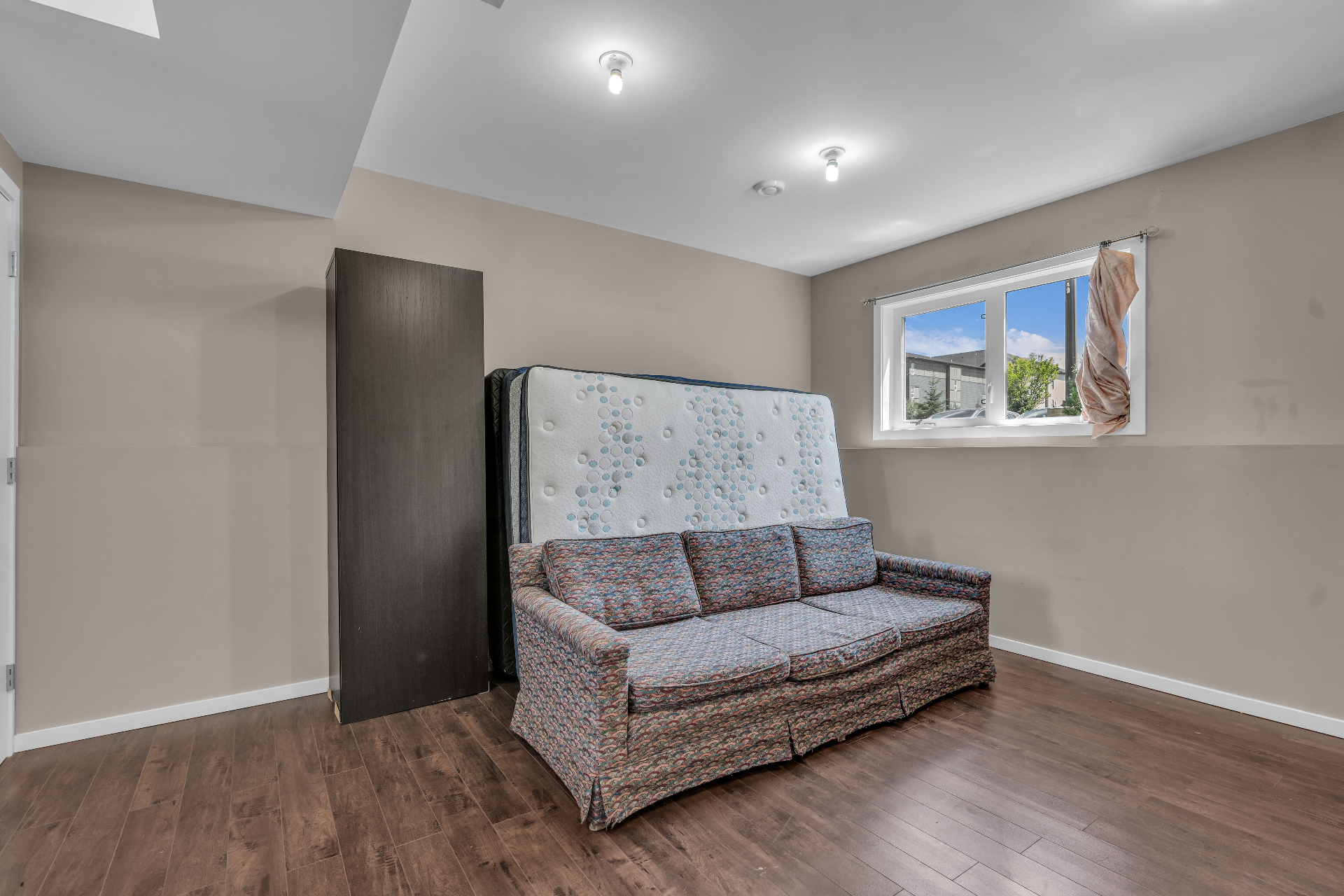 小区最低价！石桥社区联排· 212 Willis Cres #103—— 林与唐地产 - 7